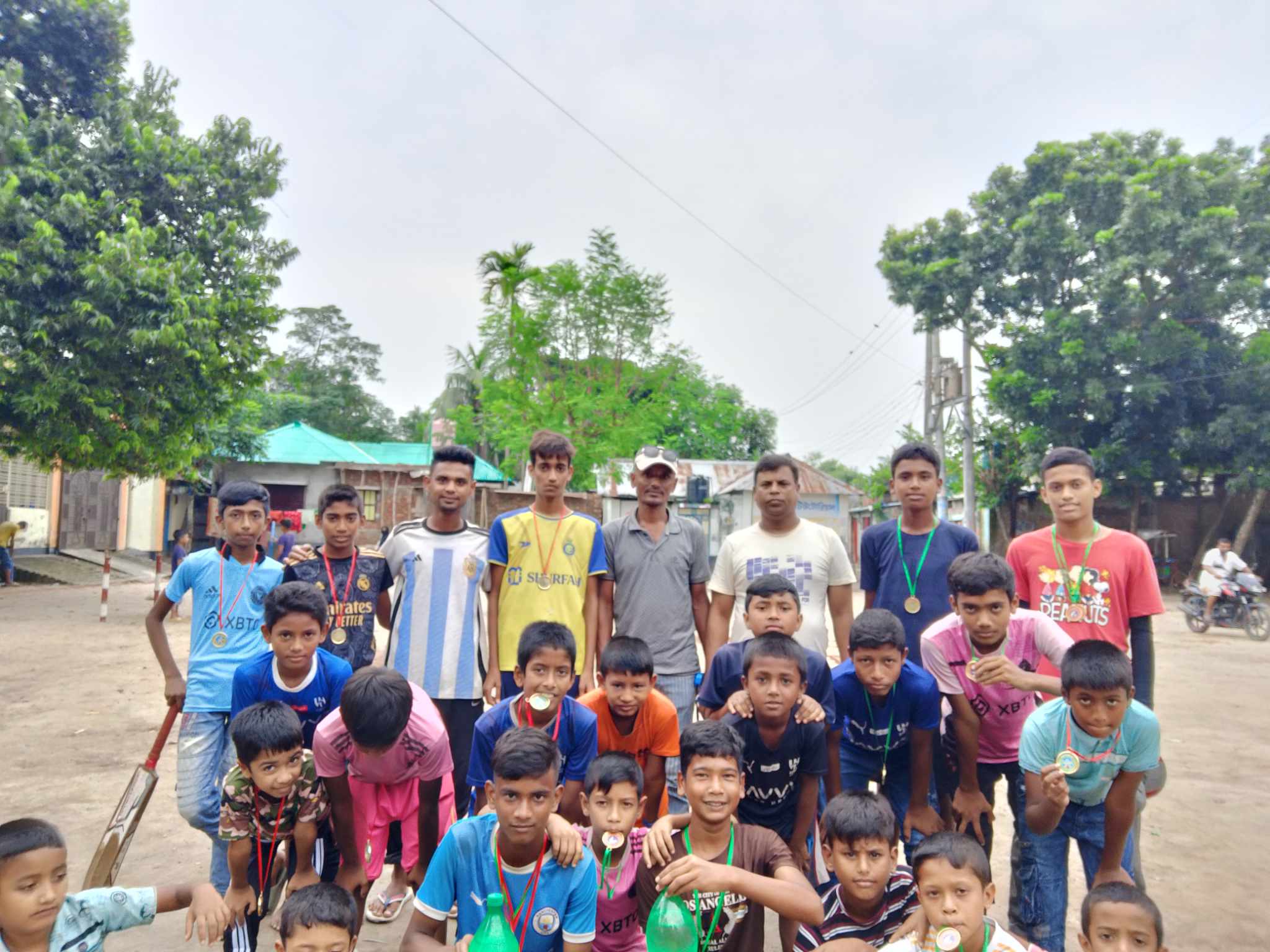 সৈয়দপুরে ক্ষুদে ক্রিকেটারদের ফাইনাল খেলা ও পুরস্কার বিতরণ