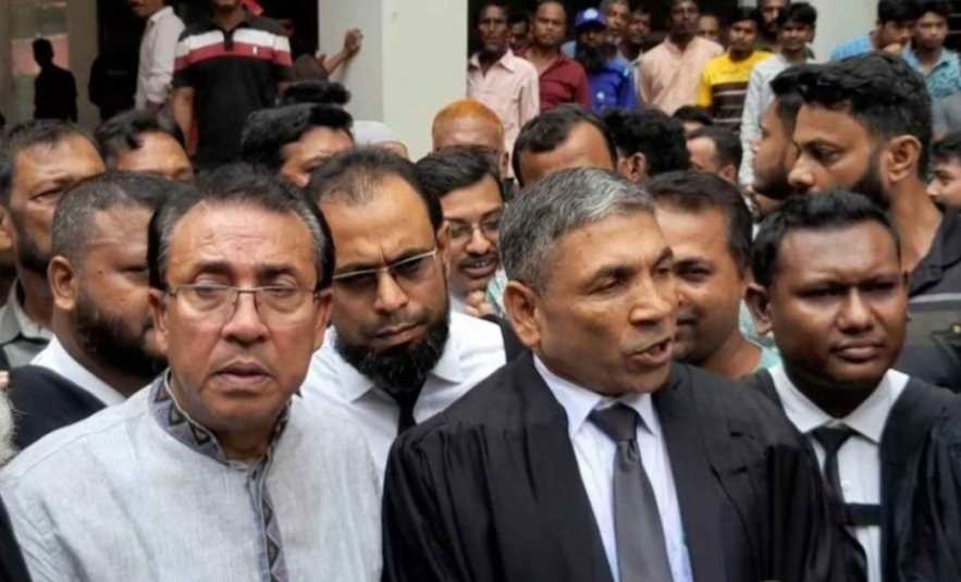 লক্ষ্মীপুরে শেখ হাসিনা সহ ৩৫ জনের বিরুদ্ধে আদালতে মামলা