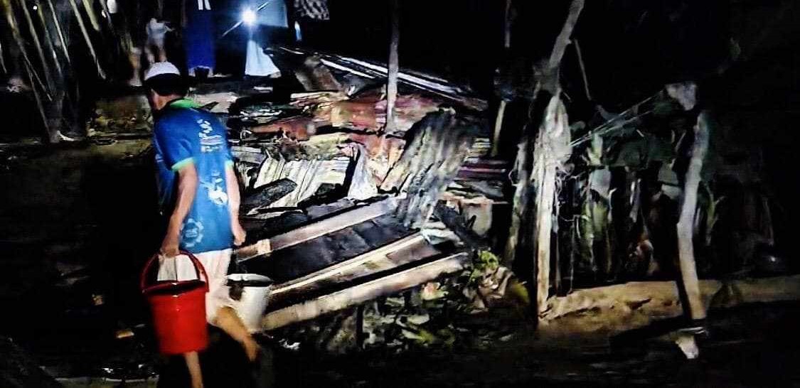 বাউফলে অগ্নিকাণ্ডে দুইটি বসতঘর পুড়ে ছাই
